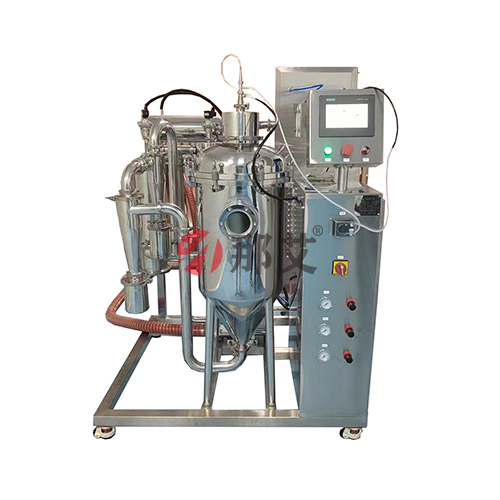 ���͜؇��F����C